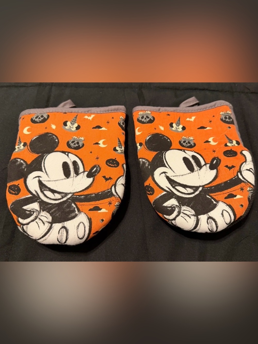 Disney Orange & Black Mickey Mouse Halloween Kids Oven Mitts